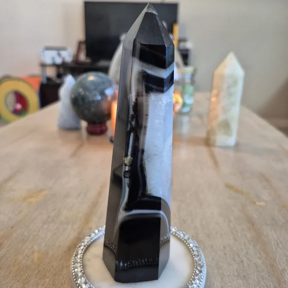 Natural Black Banded Sardonyx Crystal Obelisk Tower #2 New